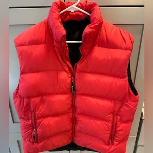 Market puffy vest